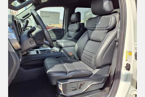 2025 Ford F-350 Platinum