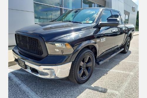 2018 RAM 1500 SLT