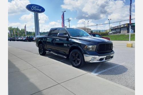 2018 RAM 1500 SLT