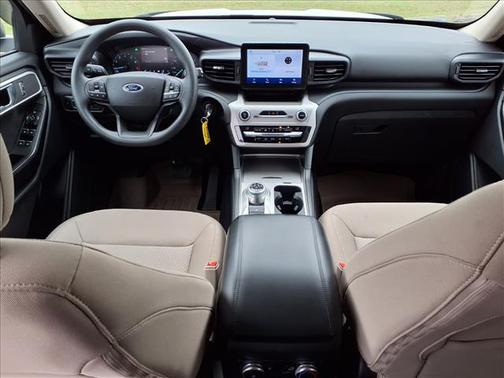 2021 Ford Explorer BASE