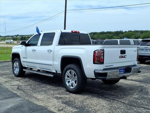 White 2018 GMC Sierra 1500 SLT