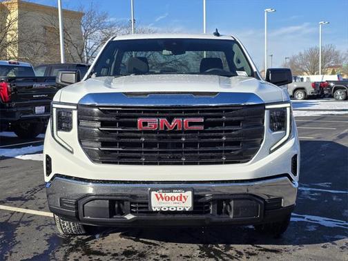2025 GMC Sierra 1500 Pro