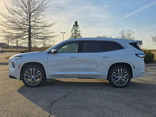 iridescent white tricoat 2026 Buick Enclave Avenir