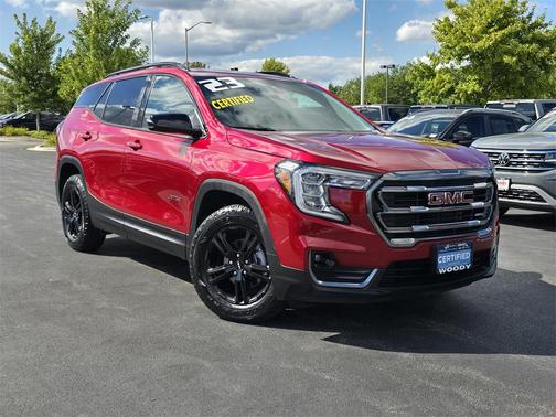 2023 GMC Terrain AWD AT4