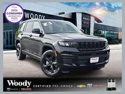 Diamond Black Crystal Pearlcoat 2023 Jeep Grand Cherokee L Altitude