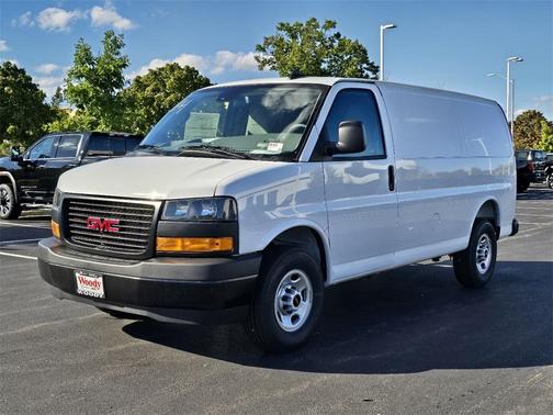 2025 GMC Savana 2500 Work Van