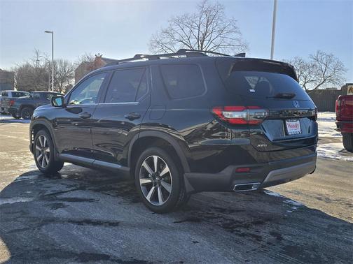 2023 Honda Pilot AWD Elite