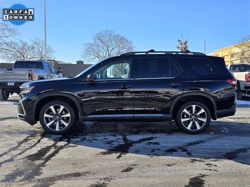2023 Honda Pilot AWD Elite