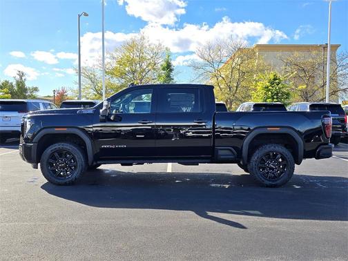 2025 GMC Sierra 2500 AT4