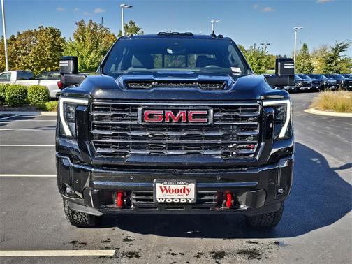 2025 GMC Sierra 2500 AT4