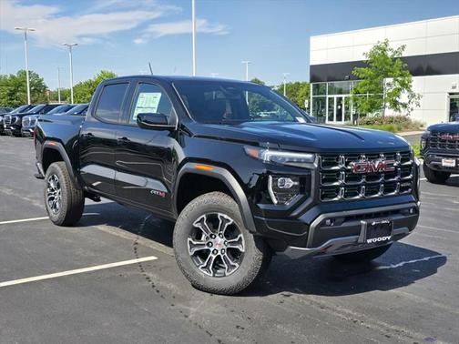 2025 GMC Canyon Base