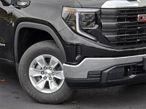 2025 GMC Sierra 1500 Pro
