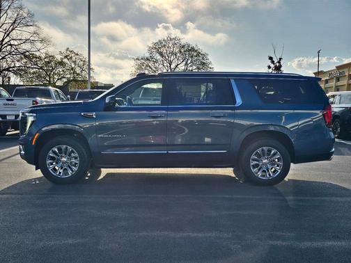 Downpour Metallic 2026 GMC Yukon XL Denali