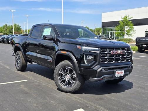 2025 GMC Canyon Base