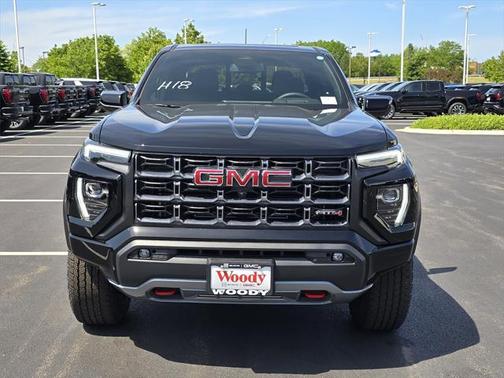 2025 GMC Canyon Base