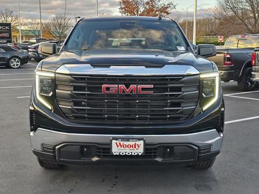 2025 GMC Sierra 1500 Pro