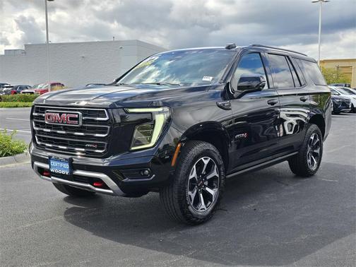 2025 GMC Yukon 4WD AT4