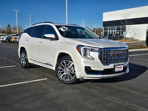 White Frost Tricoat 2023 GMC Terrain Denali
