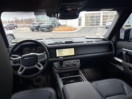 2024 Land Rover Defender 110 P300