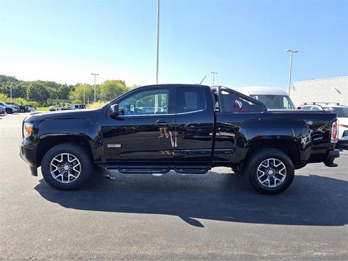 2017 GMC Canyon SLE