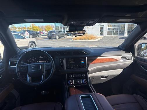 2023 GMC Yukon Denali Ultimate