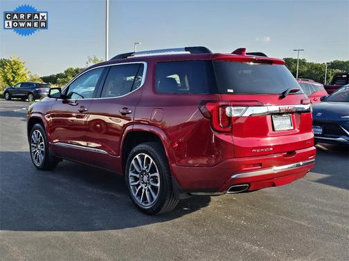2022 GMC Acadia Denali
