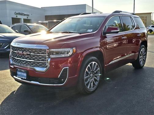 2022 GMC Acadia Denali