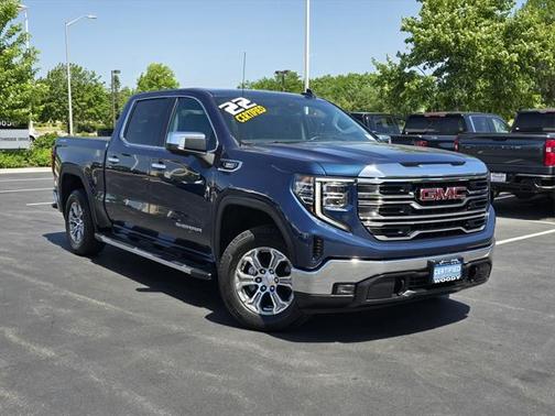 2022 GMC Sierra 1500 SLT