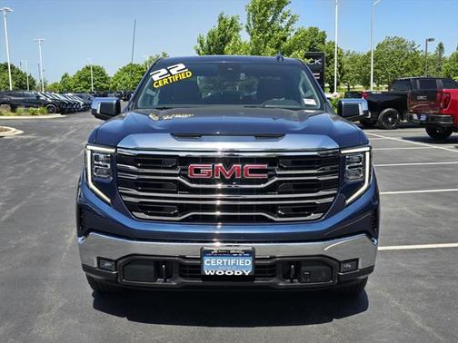 2022 GMC Sierra 1500 SLT