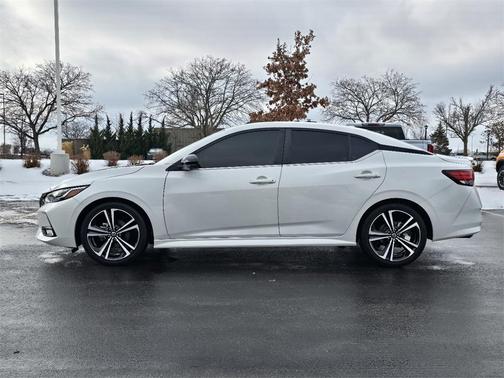 2023 Nissan Sentra SR