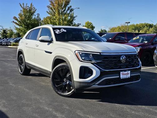 2024 Volkswagen Atlas Cross Sport 2.0T SE w/Technology 4MOTION