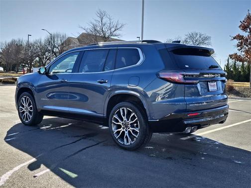 2026 GMC Acadia AWD Denali