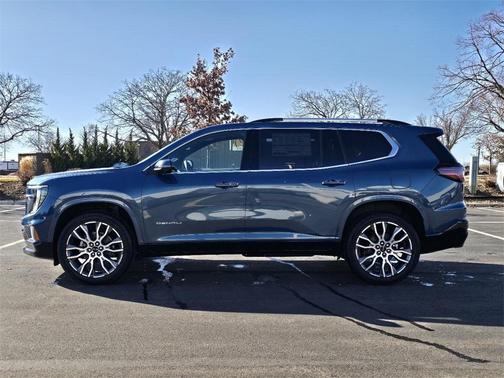 2026 GMC Acadia AWD Denali