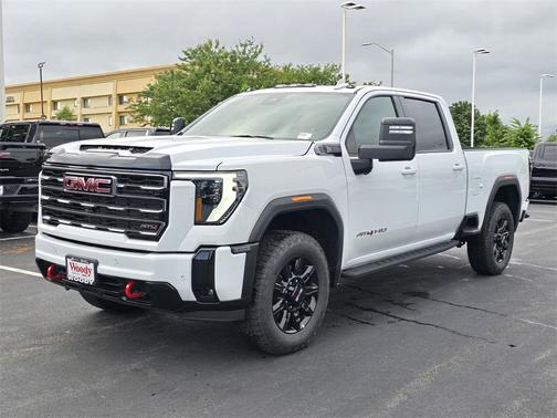 2025 GMC Sierra 2500 AT4