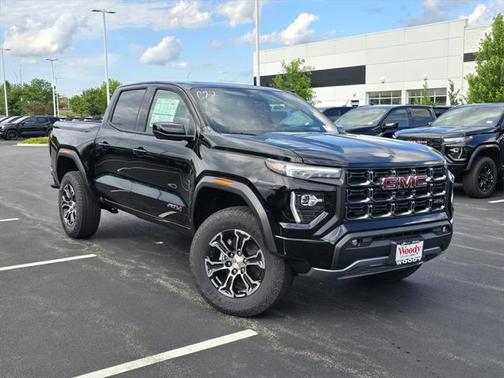 2025 GMC Canyon AT4