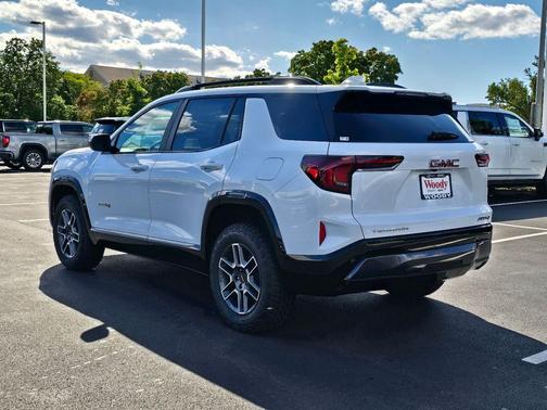 2026 GMC Terrain AWD AT4