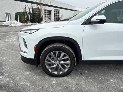 2025 Buick Enclave Preferred FWD