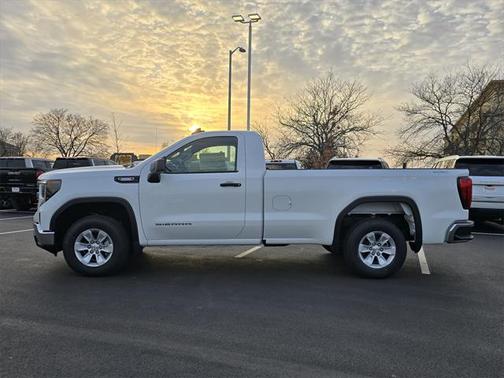 2025 GMC Sierra 1500 Pro