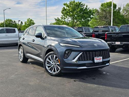Quartz Blue Metallic 2026 Buick Envision Avenir