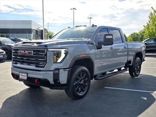 2025 GMC Sierra 2500 AT4