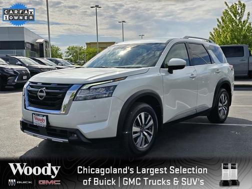2023 Nissan Pathfinder SL 4WD