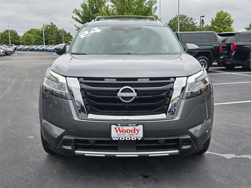 2024 Nissan Pathfinder Platinum 4WD