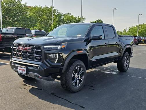 2025 GMC Canyon Base