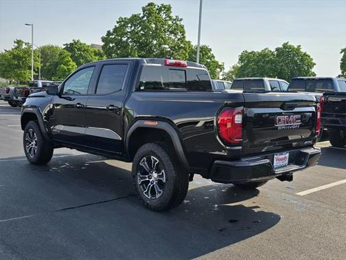 2025 GMC Canyon Base