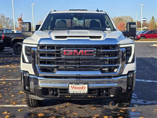 2026 GMC Sierra 3500 SLE