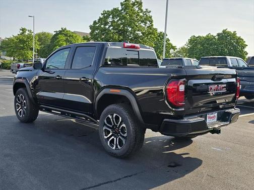 2025 GMC Canyon Base