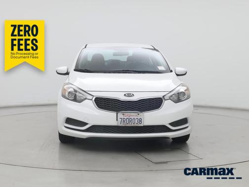 White 2016 Kia Forte LX