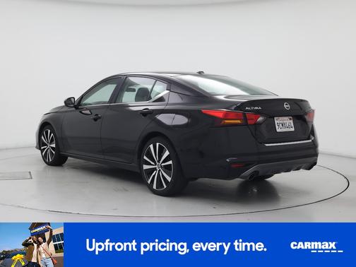 2022 Nissan Altima SR