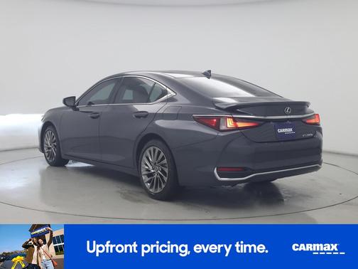 2025 Lexus ES 300h Luxury