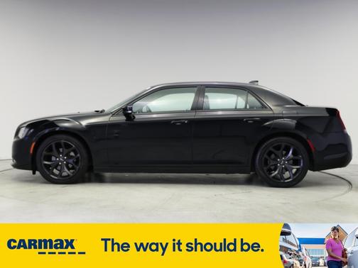 2022 Chrysler 300 S